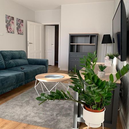 Apartament W Centrum Zielona Góra Esterno foto